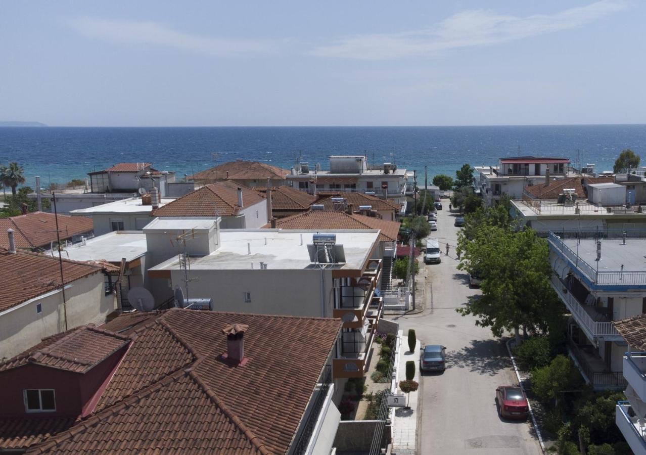 Maria Apartments Paralia Dionysiou Exterior foto