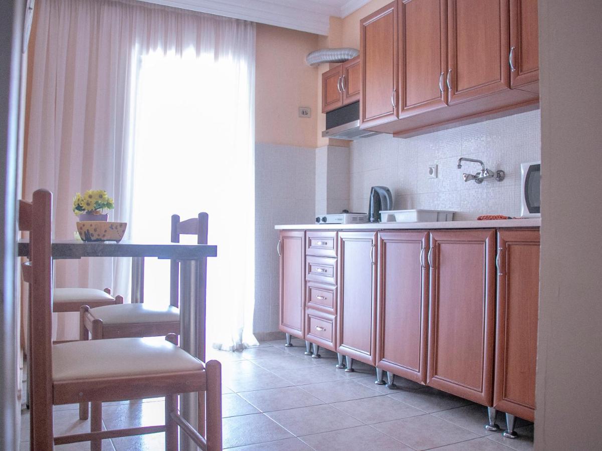Maria Apartments Paralia Dionysiou Exterior foto