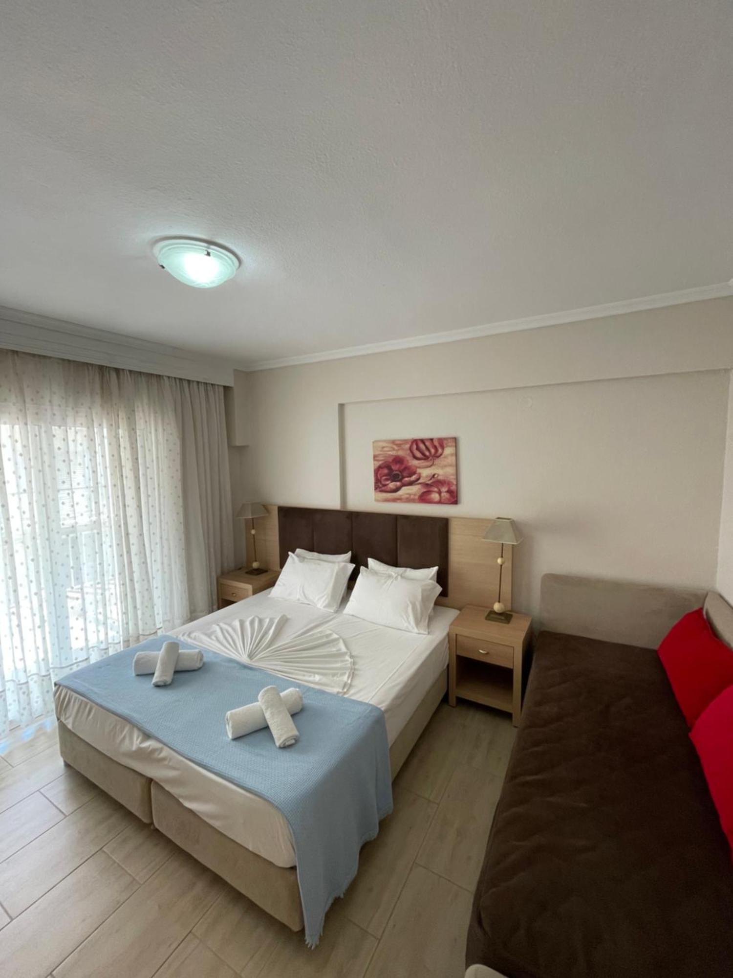 Maria Apartments Paralia Dionysiou Exterior foto